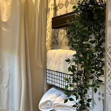 Amre - Quiet & Cozy In Center - Self Check-in