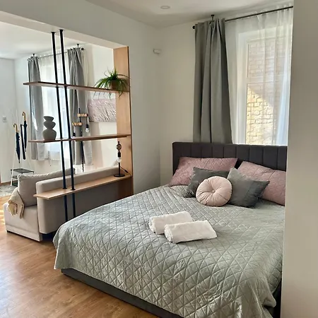 Daire Amre - Quiet & Cozy In Center - Self Check-in Riga