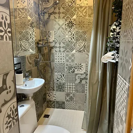 Apartment Amre - Quiet & Cozy In Center - Self Check-in Riga