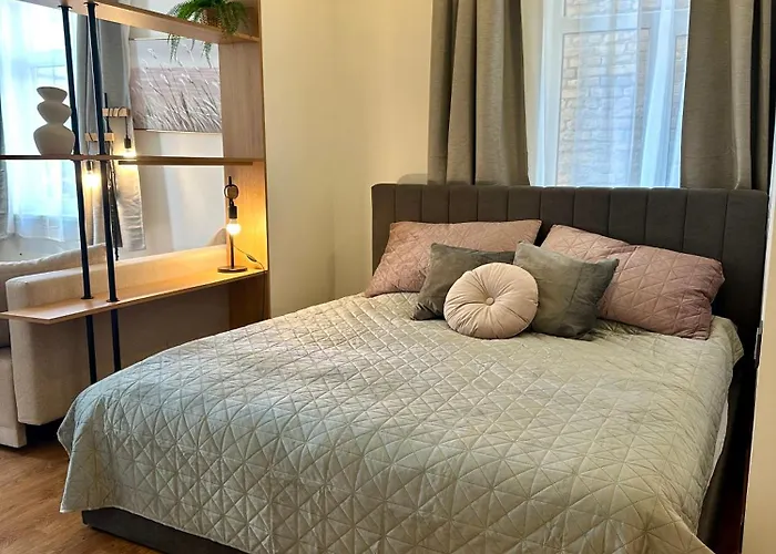 Dzīvoklis Amre - Quiet & Cozy In Center - Self Check-in *