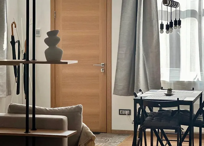 Dzīvoklis Amre - Quiet & Cozy In Center - Self Check-in *