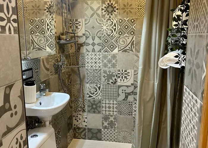 Dzīvoklis Amre - Quiet & Cozy In Center - Self Check-in Riga